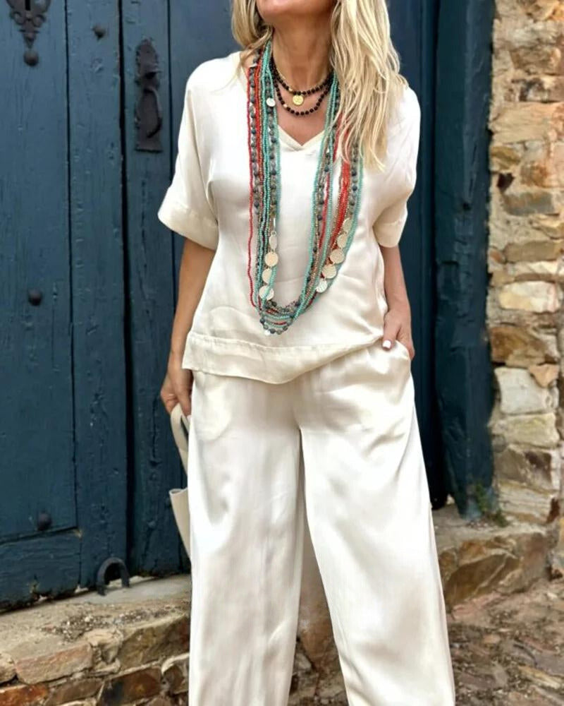 Brunella® | Heavenly White Blouse And Trousers Set With An Elegant Look