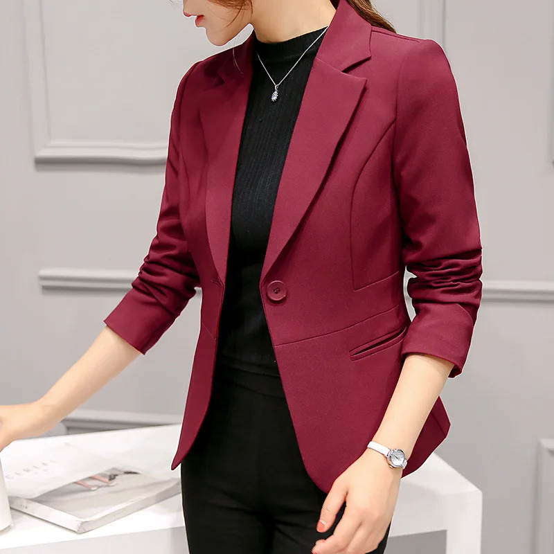 Leila | Chic and versatile winter garment