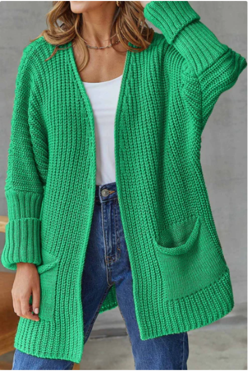 Francisca | Modern and versatile winter cardigan