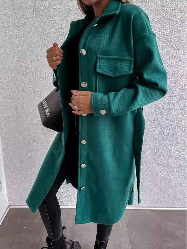 Yasmina | Elegant and simple winter garment