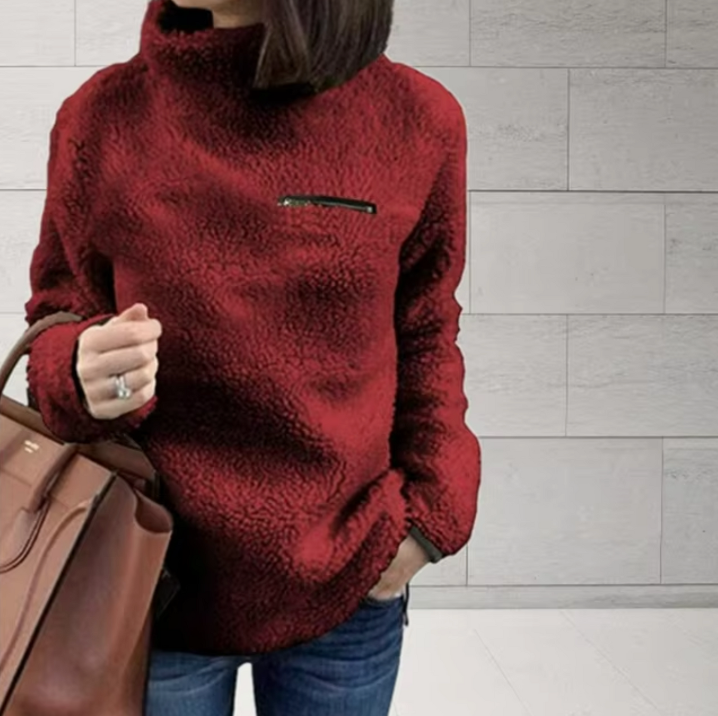 Reina | Turtleneck sweater made of soft plush