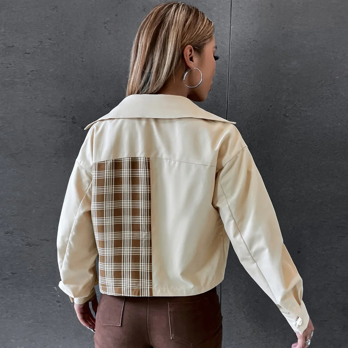 Patricia | Elegant and casual winter garment