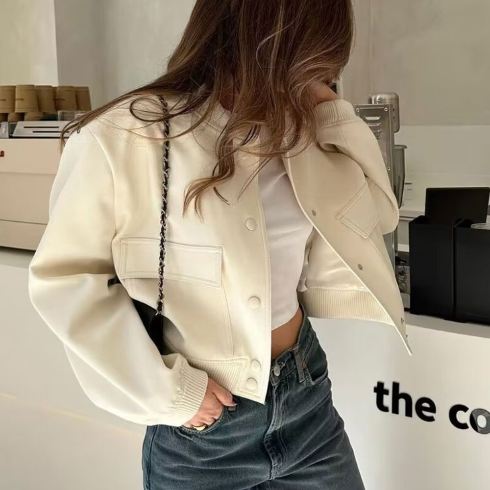 Eva | Elegant and casual winter garment