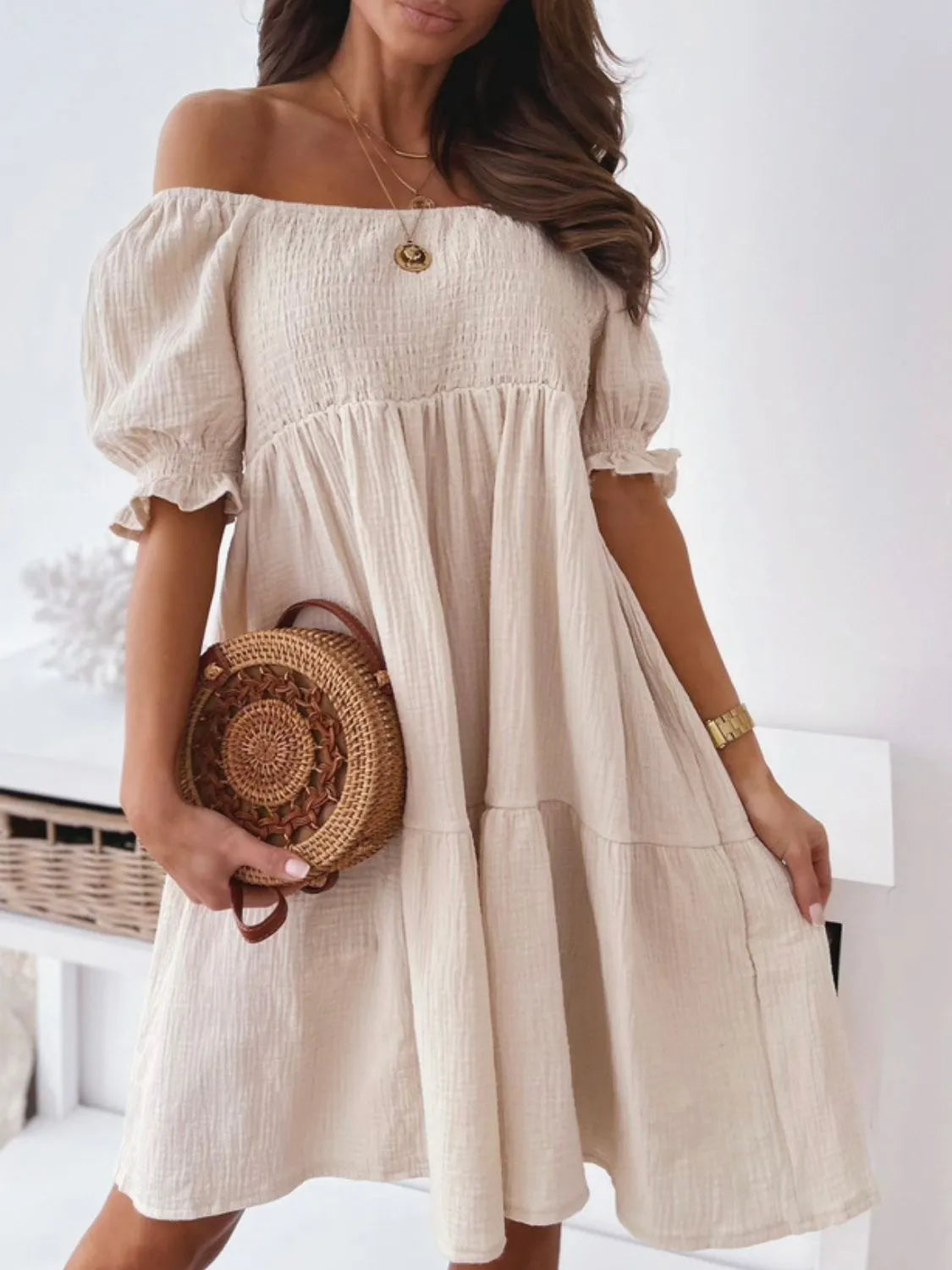 Clara® | Elegant Off-The-Shoulder Short-Sleeved Mini Dress