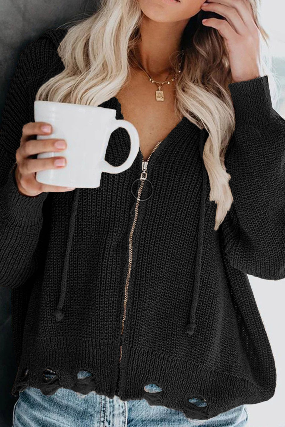 Amanda | Modern and fashionable winter sweater
