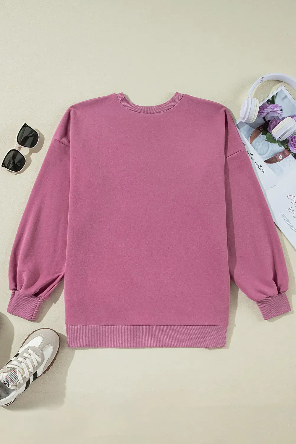 Claudia | Long-sleeved sweatshirt with a high, low crew neck