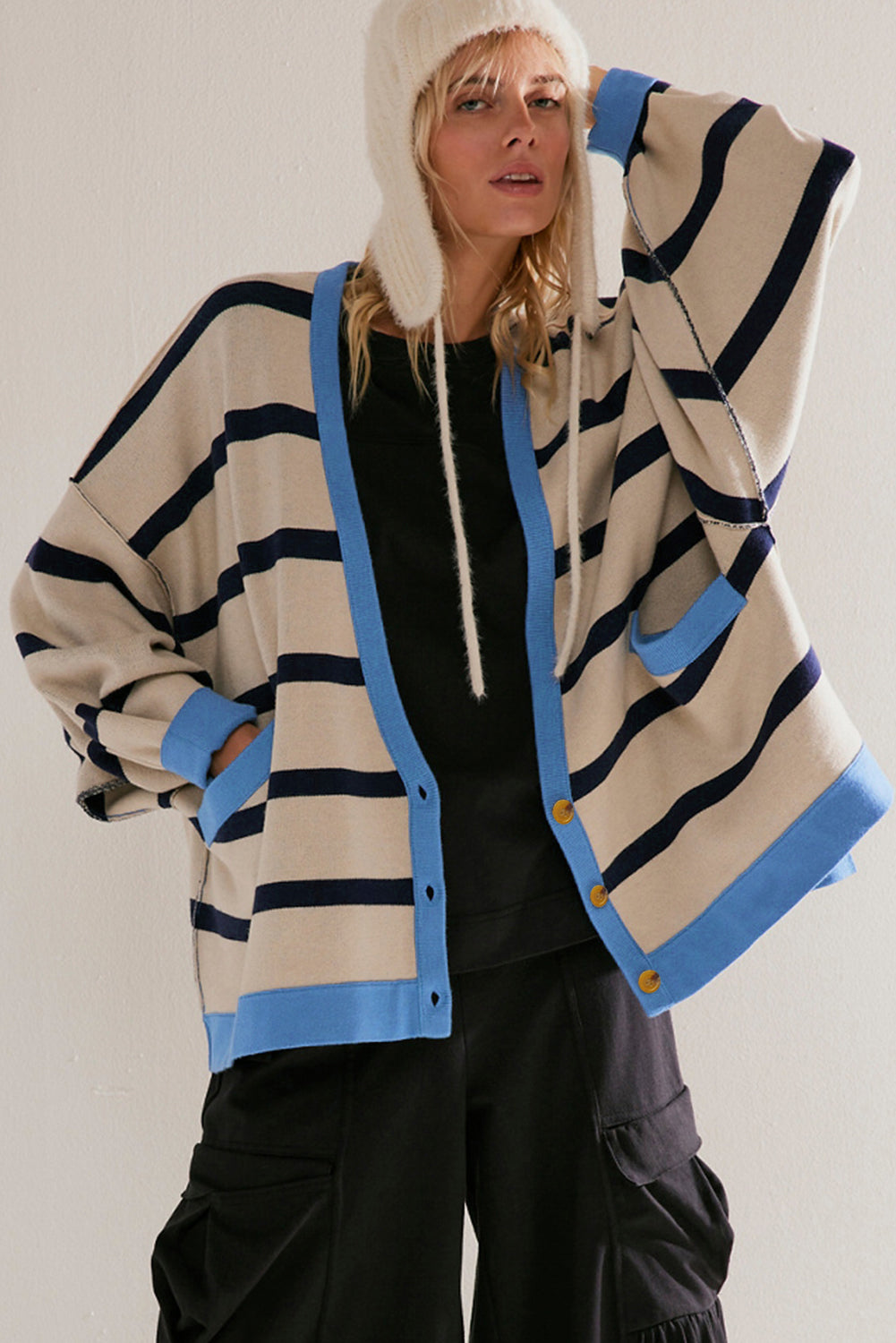 Monica| Casual and fashionable winter cardigan