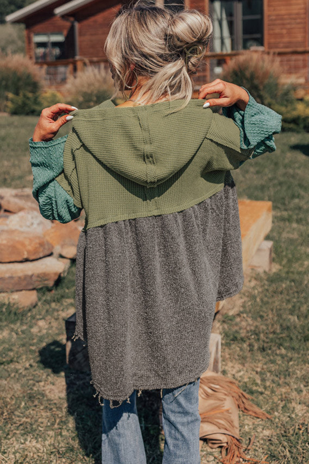 Claudia | Fashionable and uncomplicated winter top