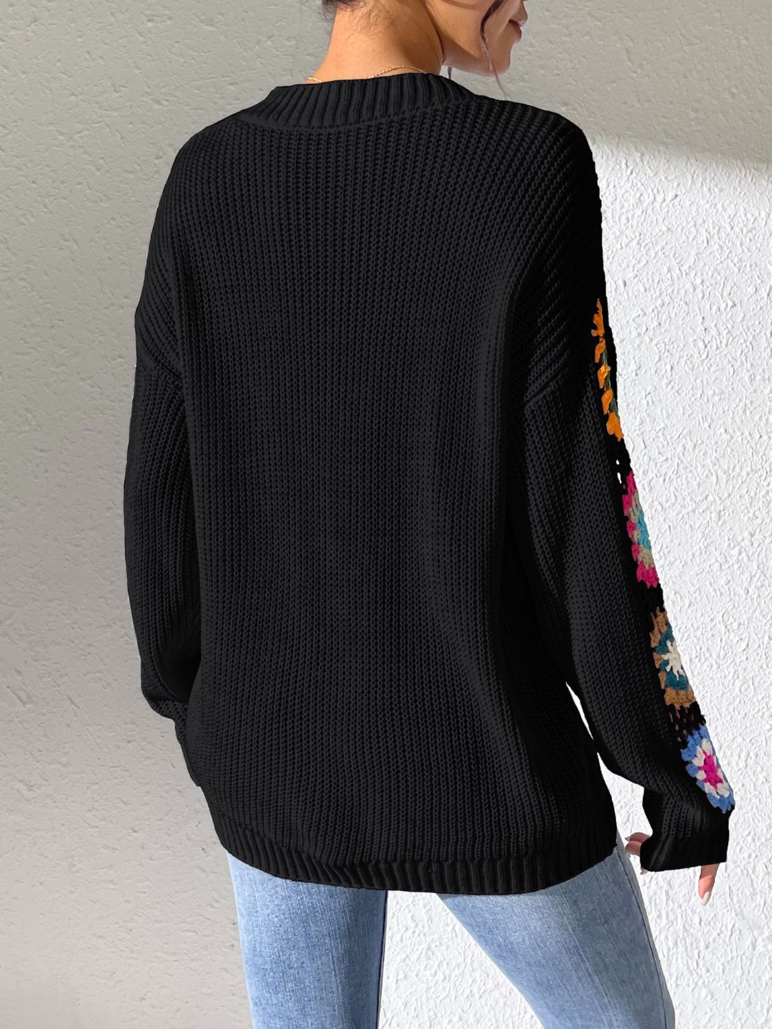 Marta | Crochet floral V-neck sweater