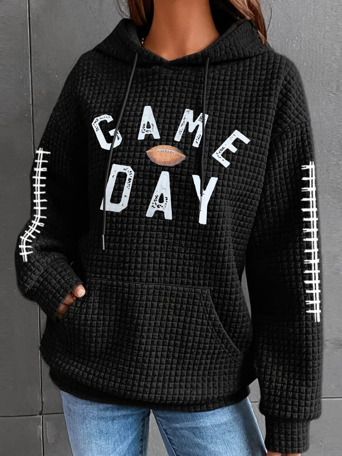 Geraldine | Drawstring football hoodie with long sleeves