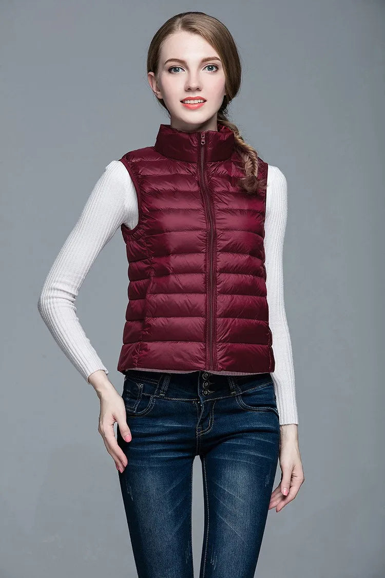 Jimena | Ultralight, sleeveless, elegant half jacket for women