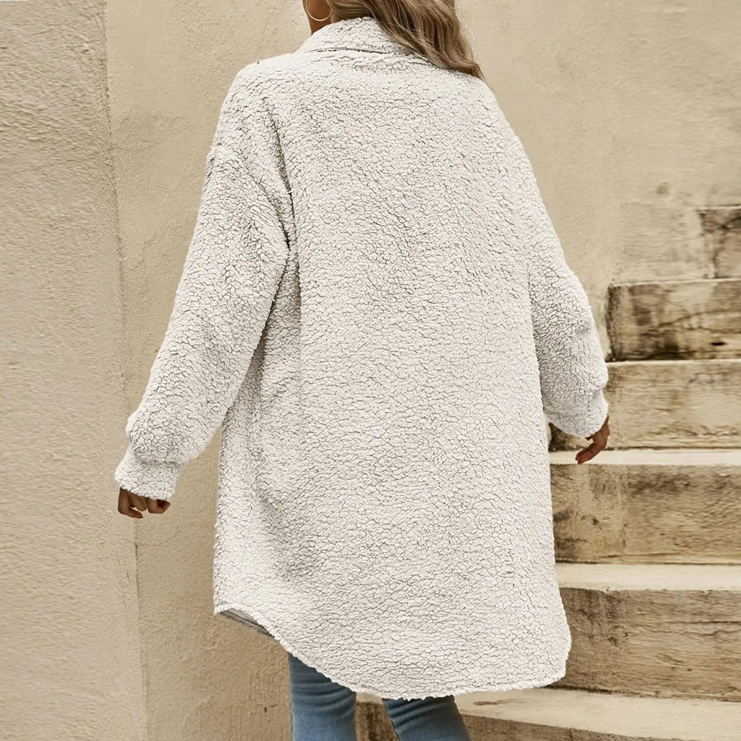 Yamila | Casual and fashionable winter garment
