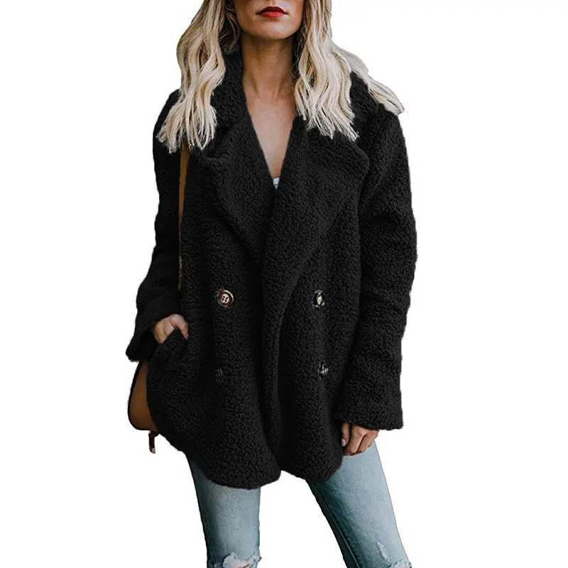 Amira | Casual and elegant winter garment.