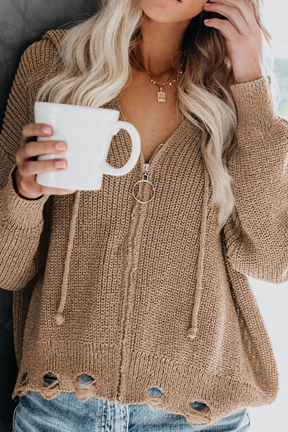 Amanda | Modern and fashionable winter sweater