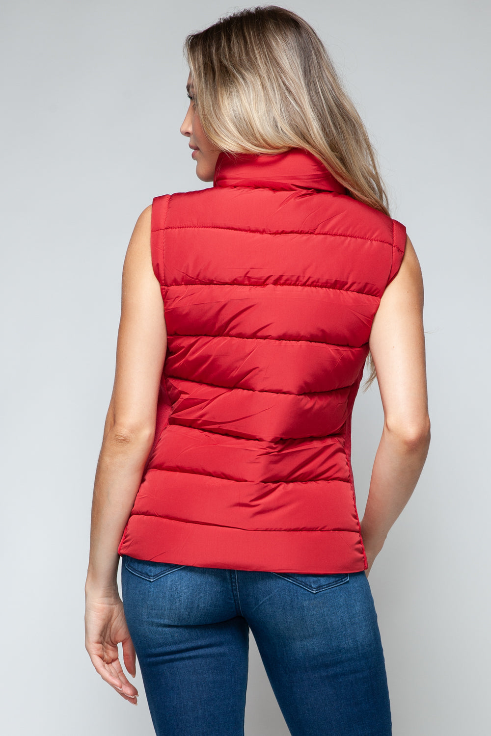Marie | Snobbish turtleneck vest with zip and pockets