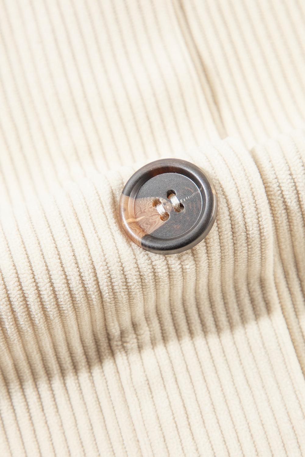 Belinda | Long sleeve hooded jacket with drawstring and buttons