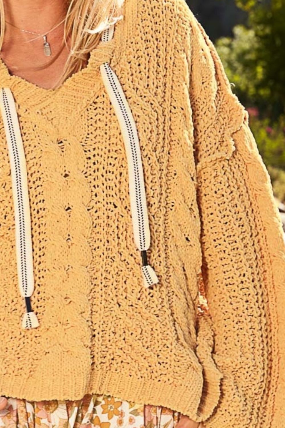 Alba | Chenille cable knit sweater with hood
