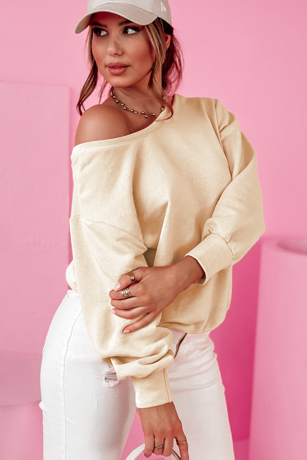Adriana | Fashionable and effortless winter garment