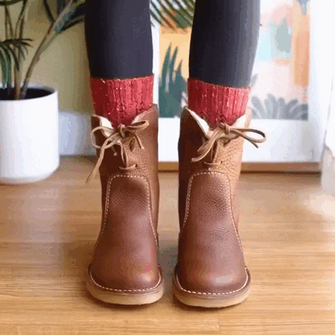 Nayla | Fashionable and supportive orthopedic boots
