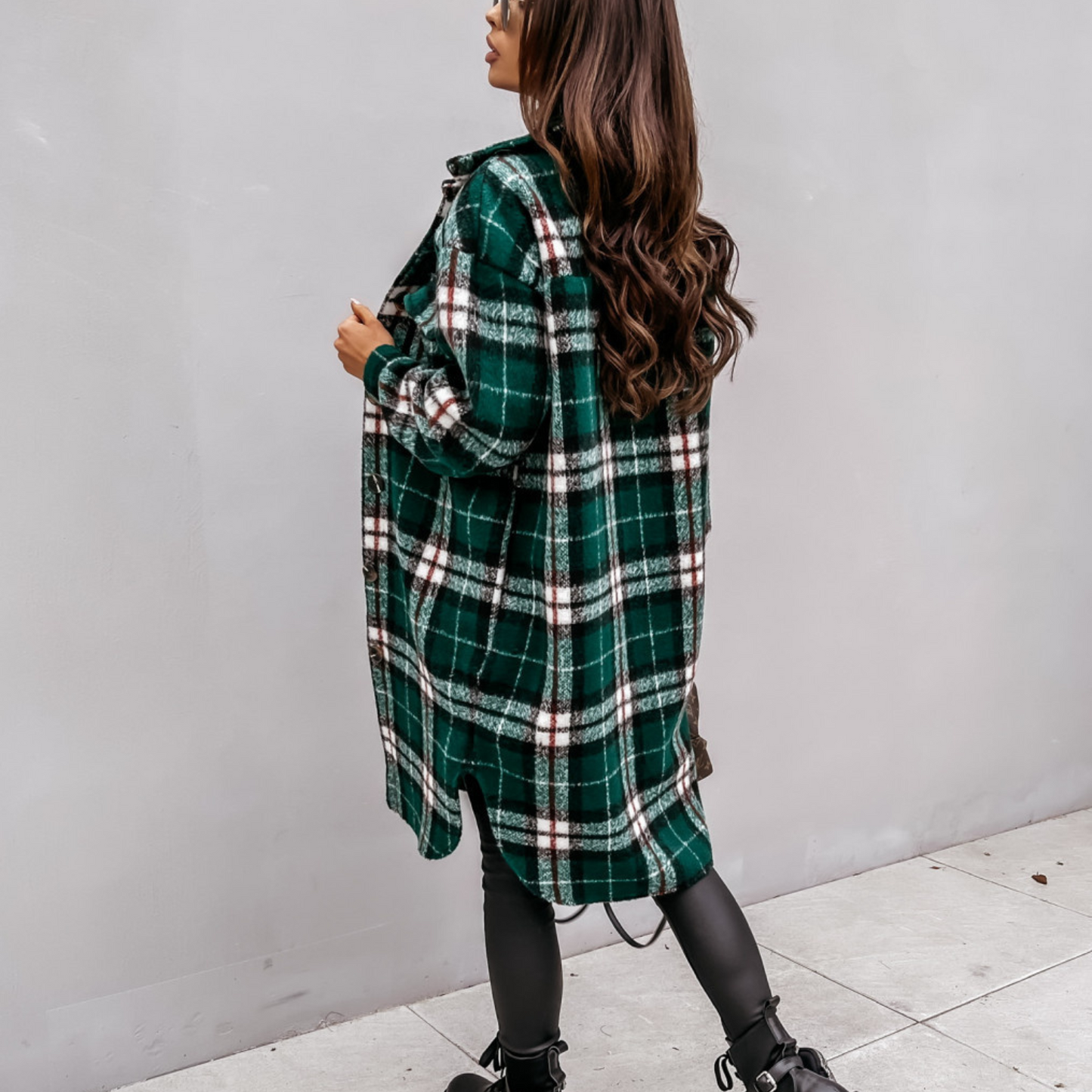 Linda | Trendy and elegant winter clothing item