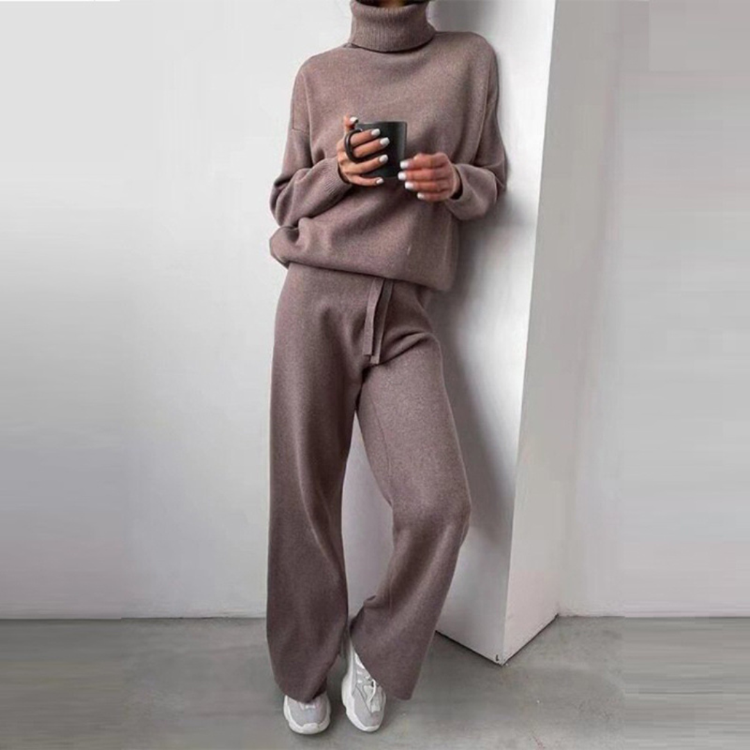 Lucía | Elegant set with sweater