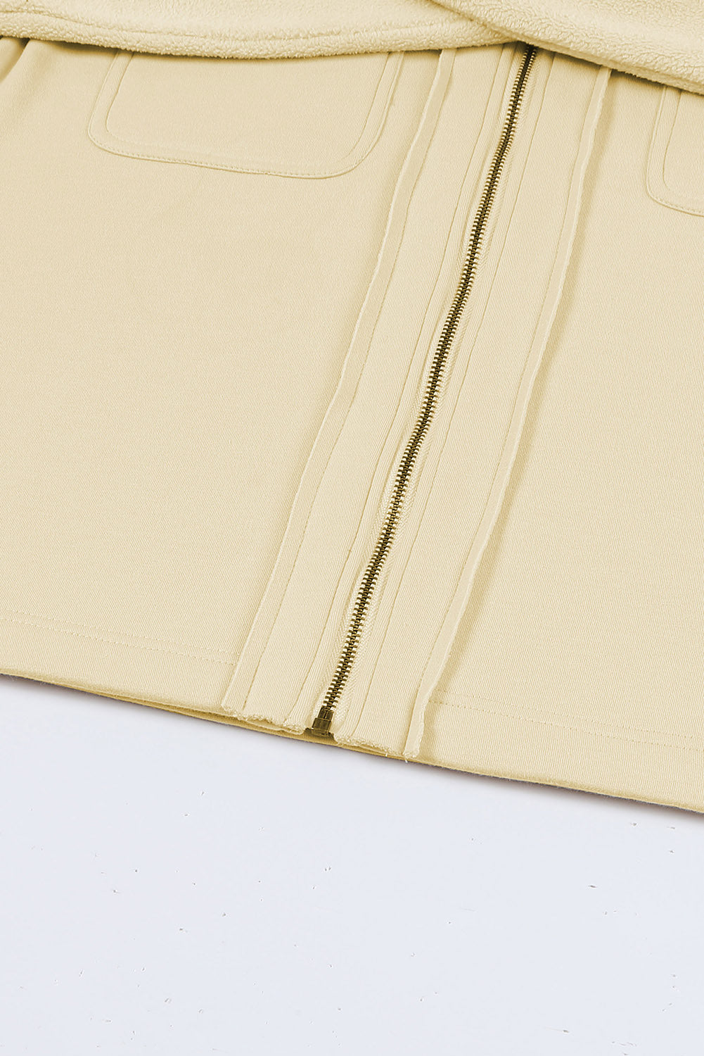 Eugenia | Fashionable and effortless winter garment