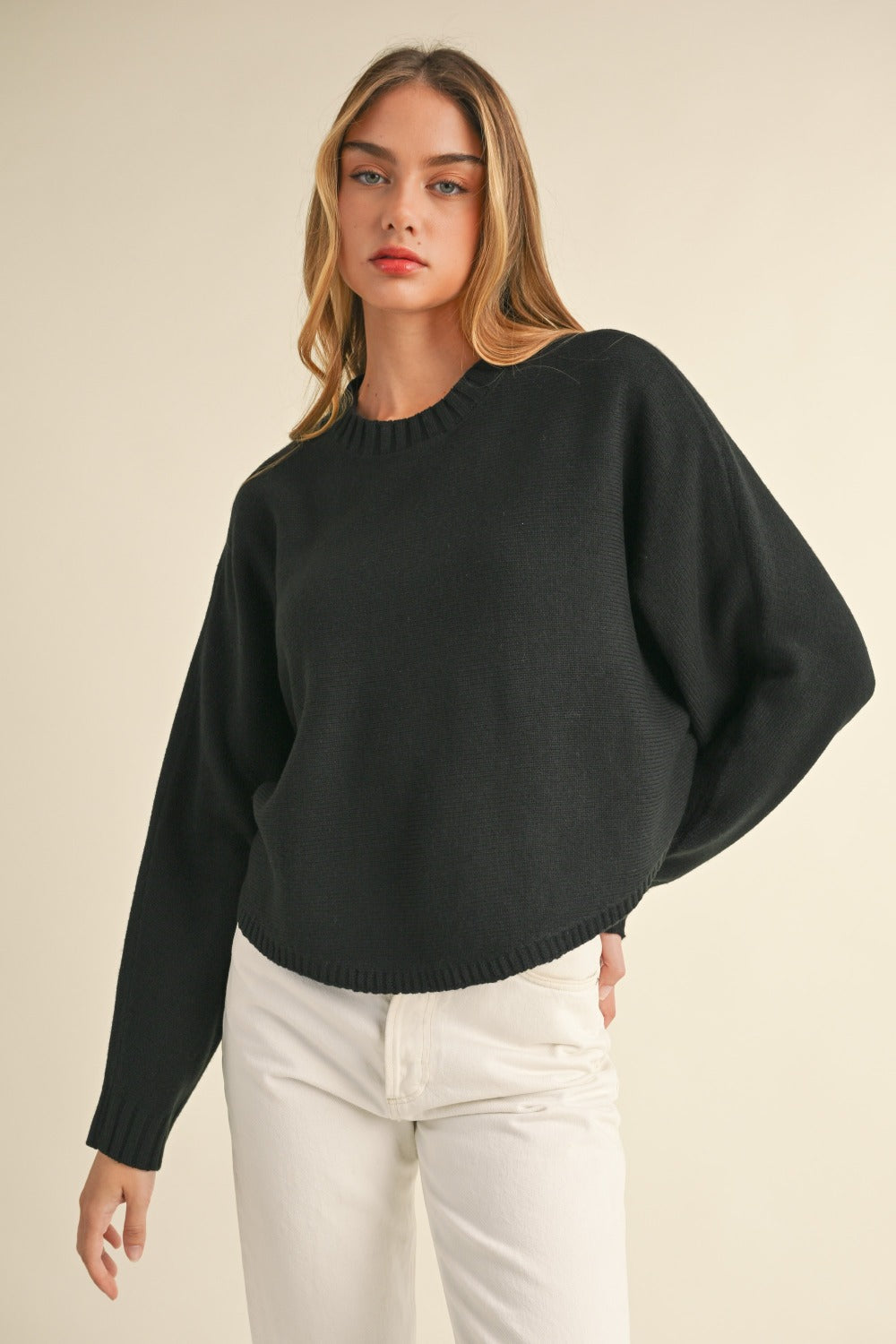 Irene | Short crew neck sweater with dolman sleeves from Mable