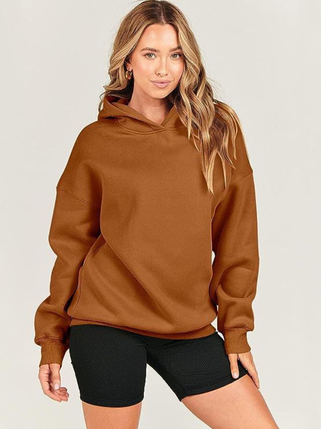 Monica | Long-sleeved hoodie with dropped shoulders