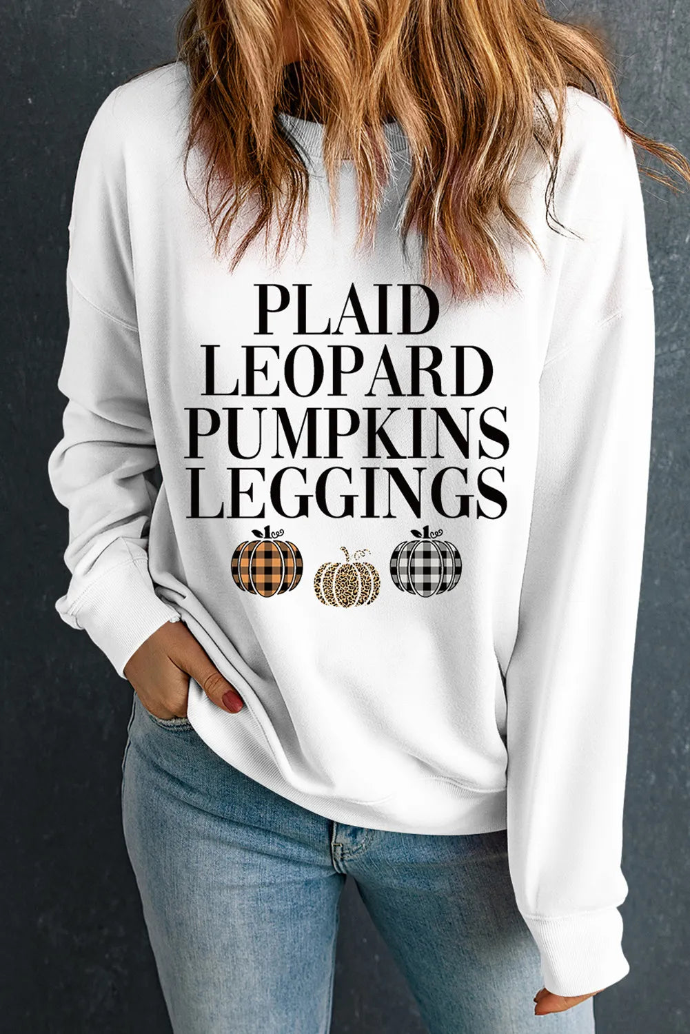 Mareike | Long sleeve crew neck sweatshirt with letter graphic