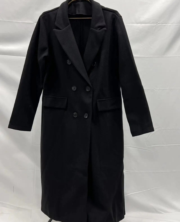 Irene | Classic and elegant winter garment