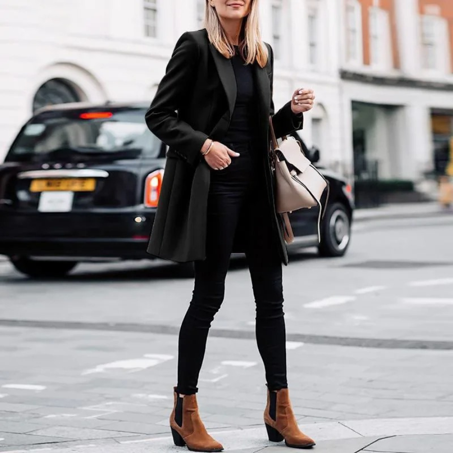 Petra | Effortless and trendy winter garment