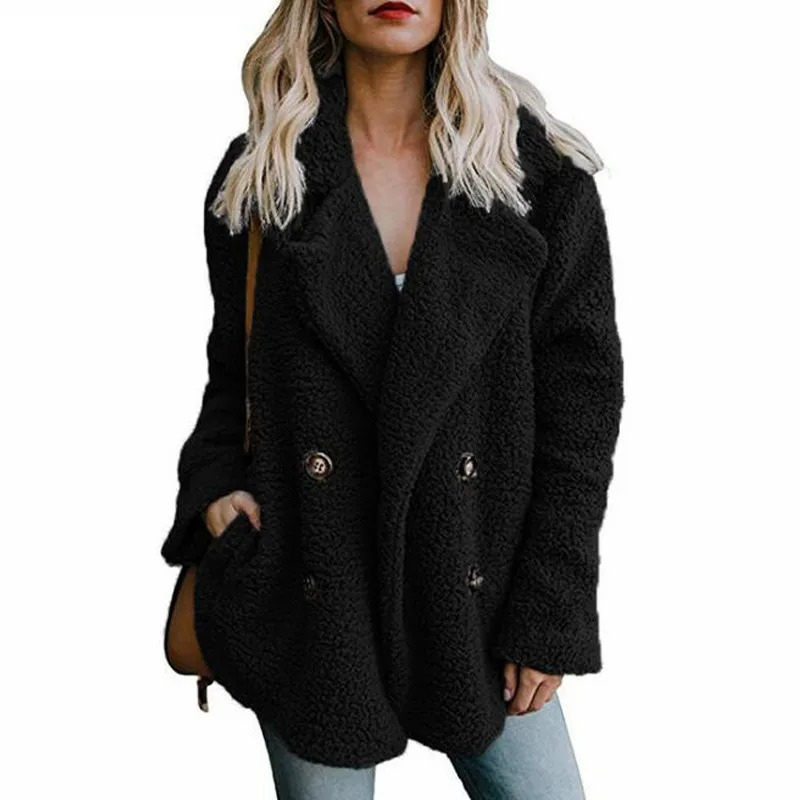 Monserrat | Classic and elegant winter garment