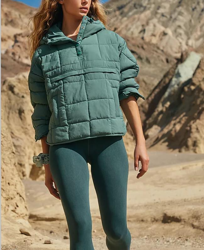 Laura | Elegant and versatile winter garment