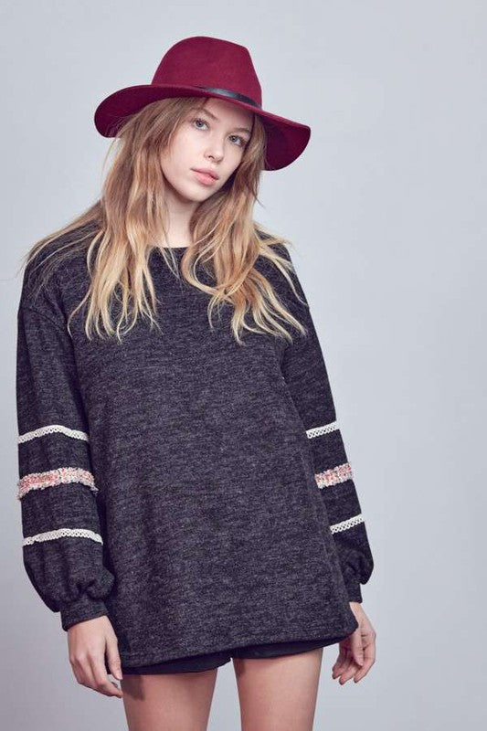 Aurora | SLEEVES WITH TWEED TRIM TUNIC