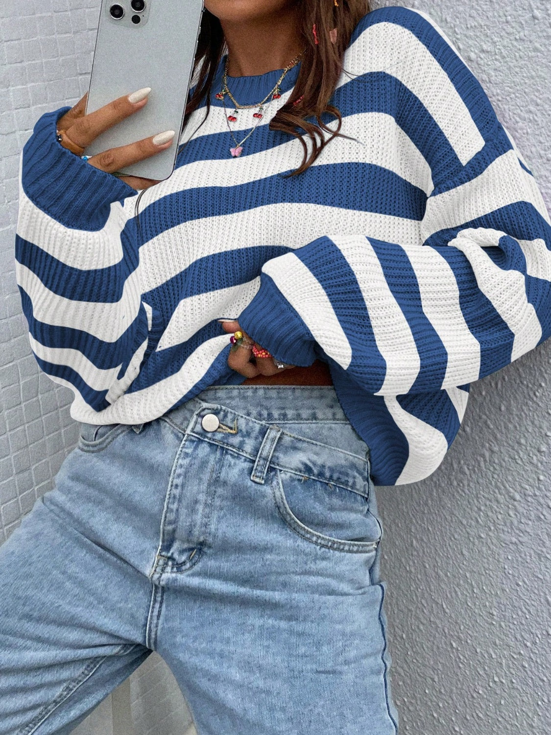 Leonor | Modern and fashionable winter sweater