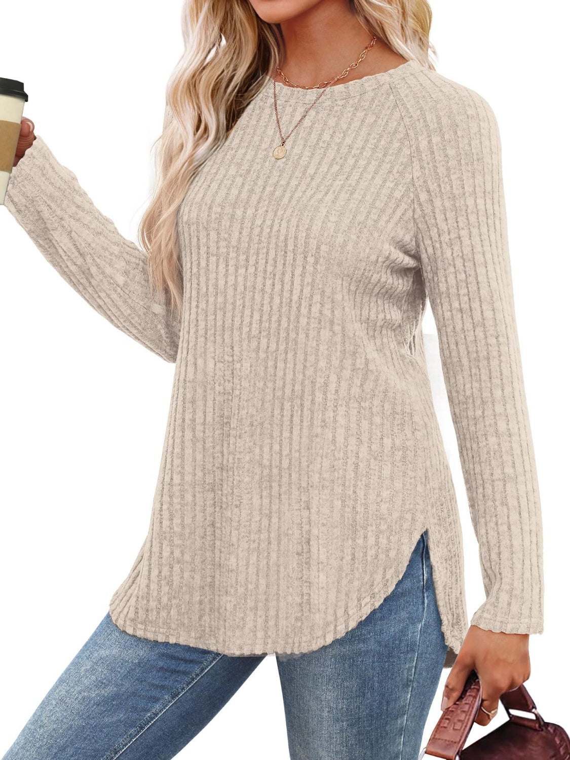 Lucrezia | T-shirt with a crew neck and raglan sleeves