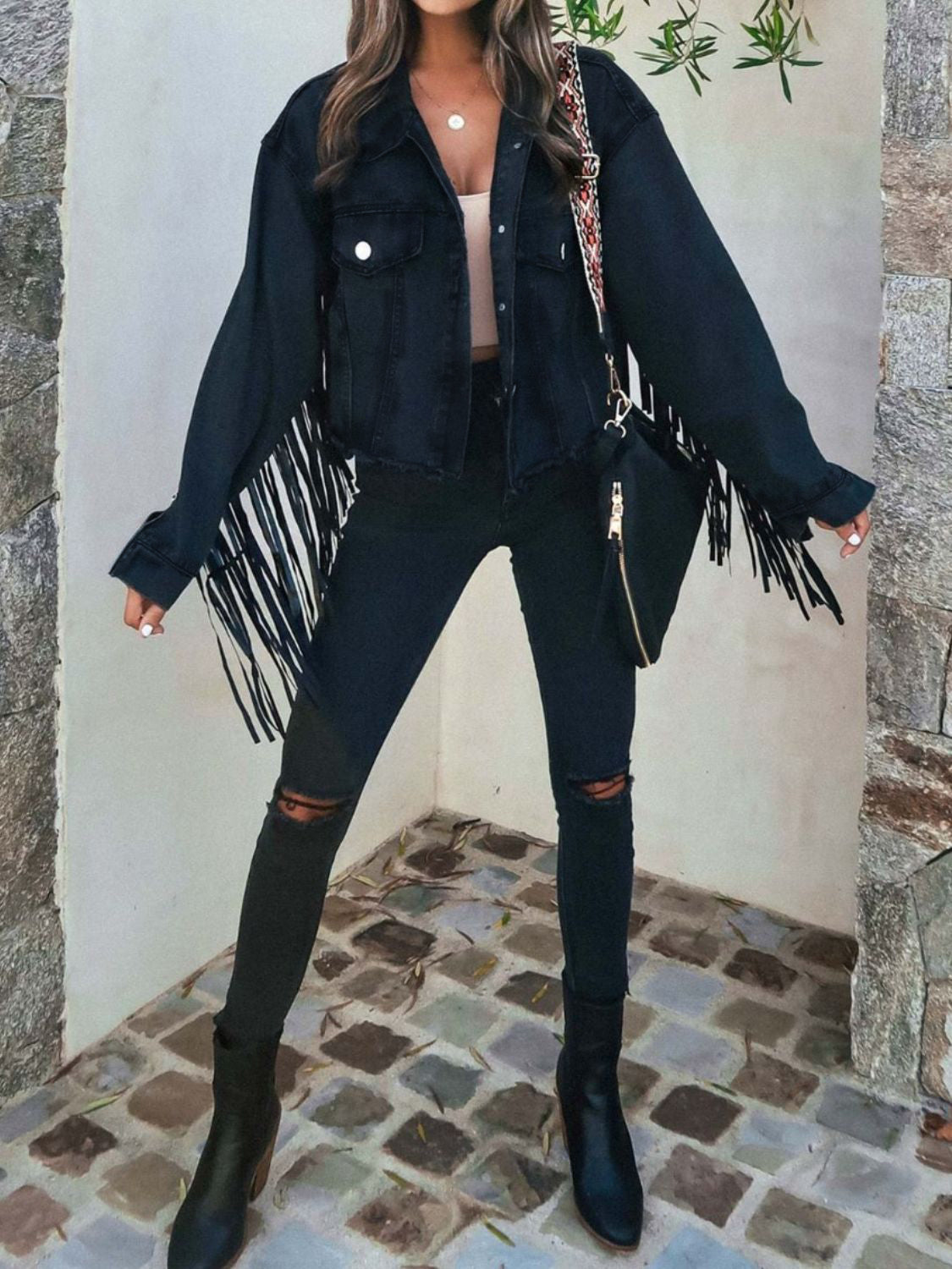 Margarita | Long-sleeved denim jacket with fringes and buttons