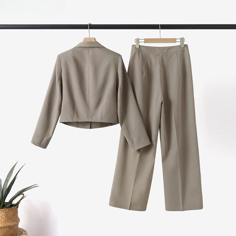 Graciela | Fashionable plus size business suit for women