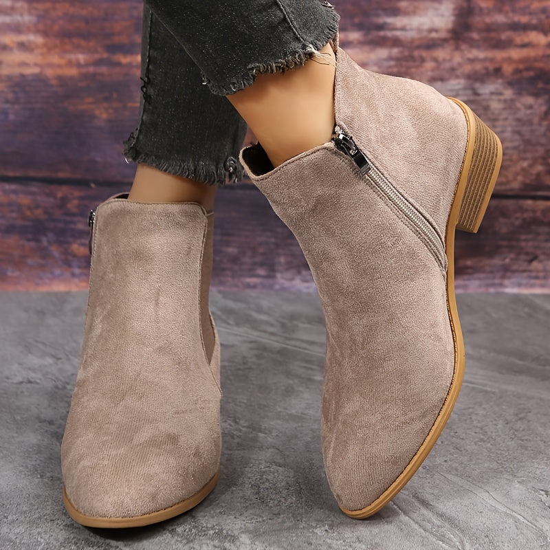 Katherine | Supportive and modern orthopedic boots.