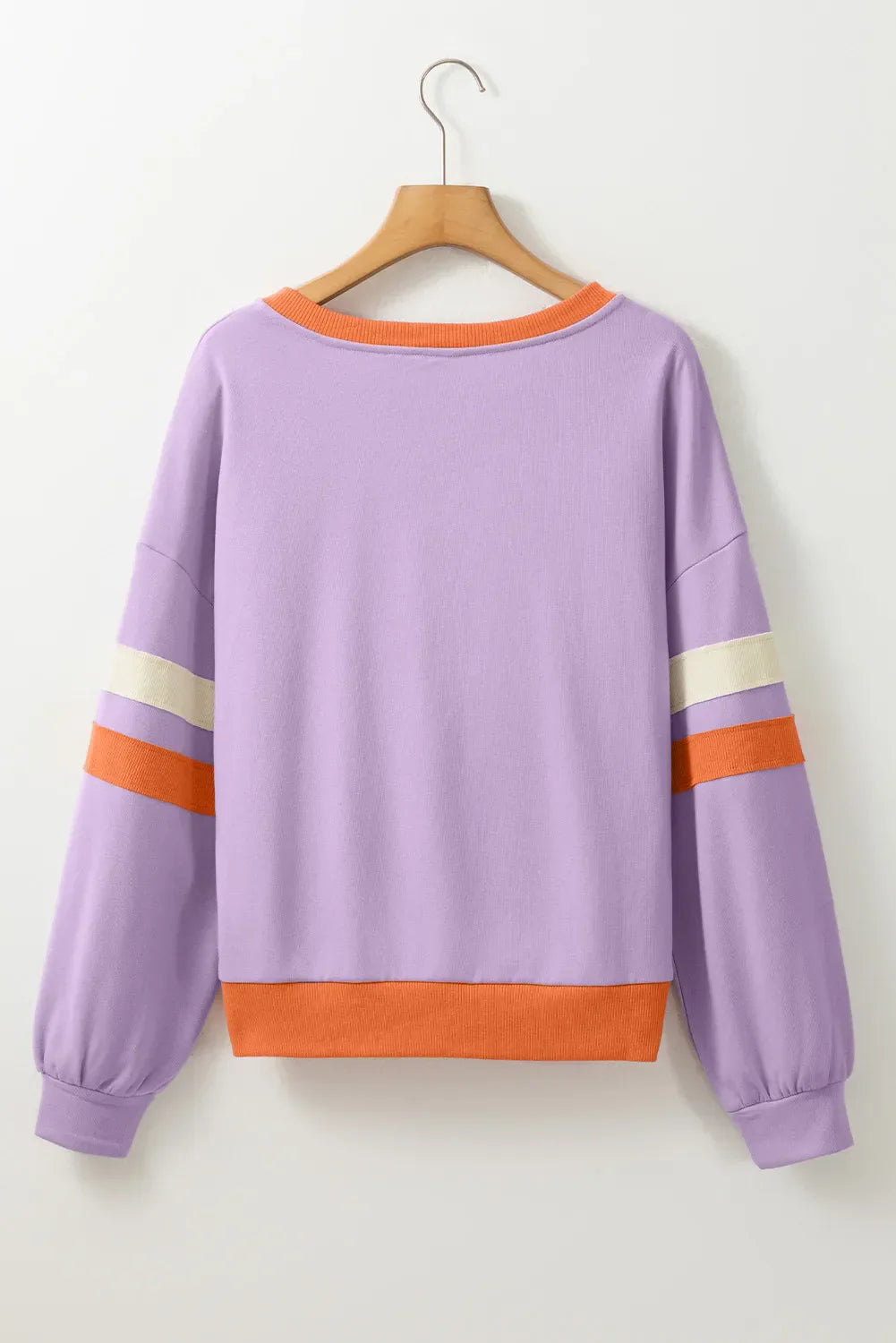 Lucía | Long sleeve sweatshirt with contrast V-neck