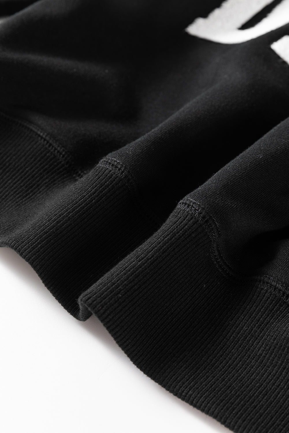 Zenaida| Timeless and stylish winter sweater