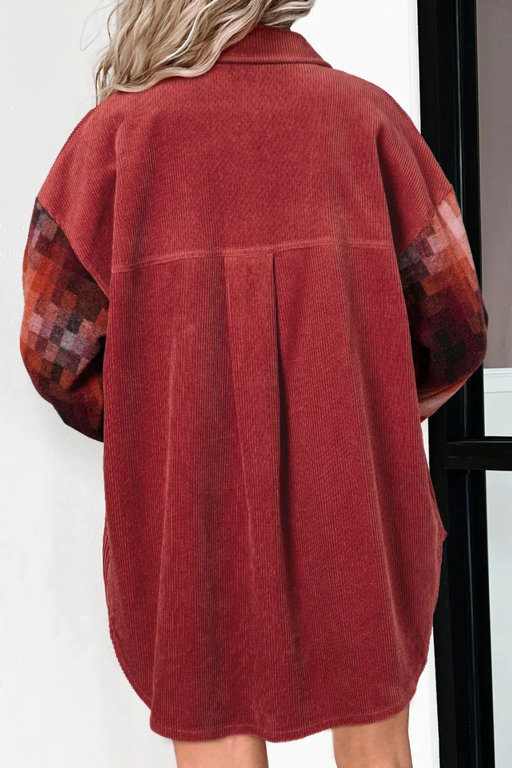 Amelia | Buttoned long sleeve jacket