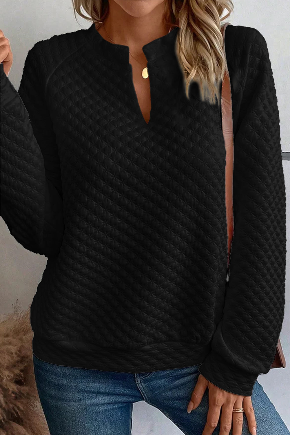Mariola| Fashionable and uncomplicated winter top