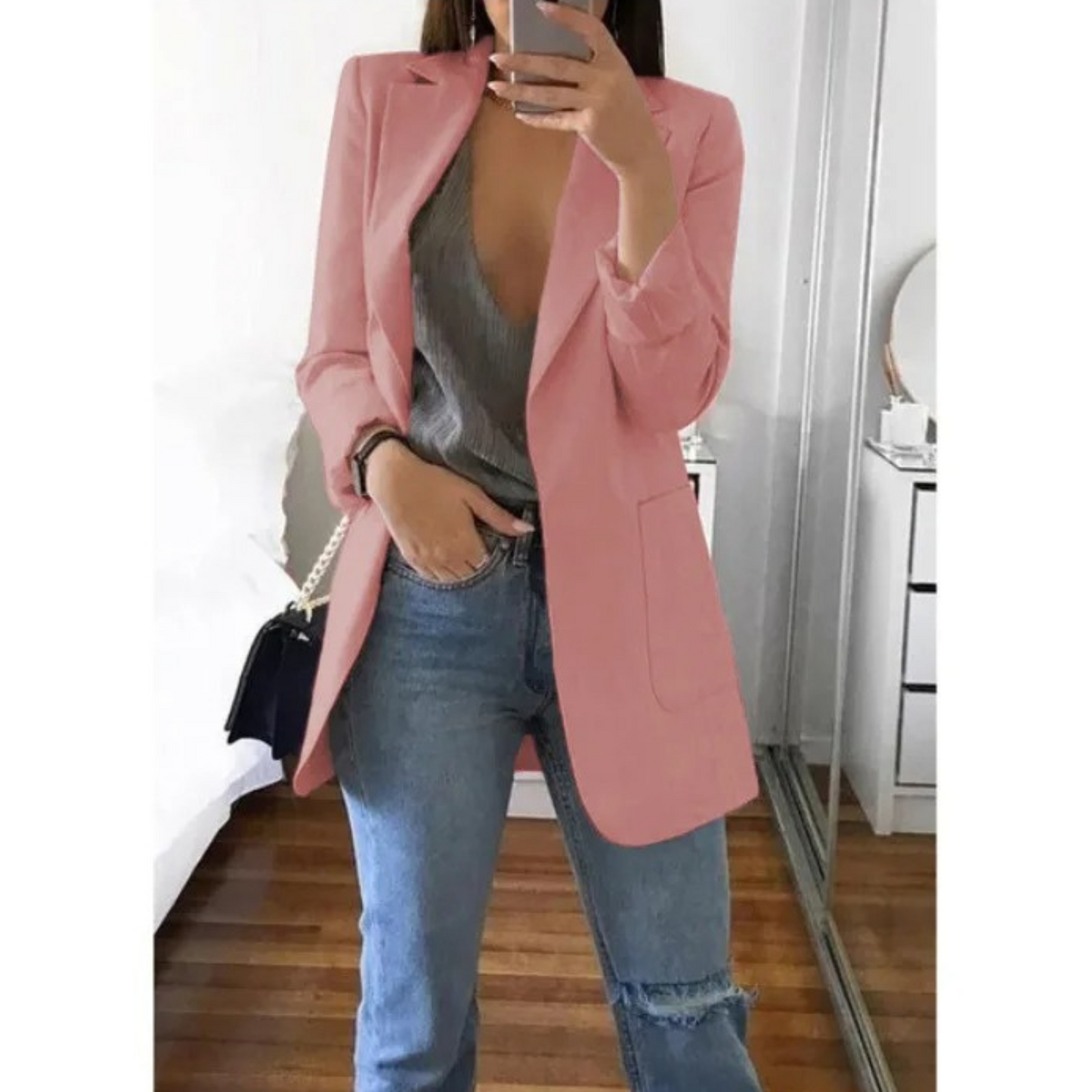 Camila | Fashionable and effortless winter garment