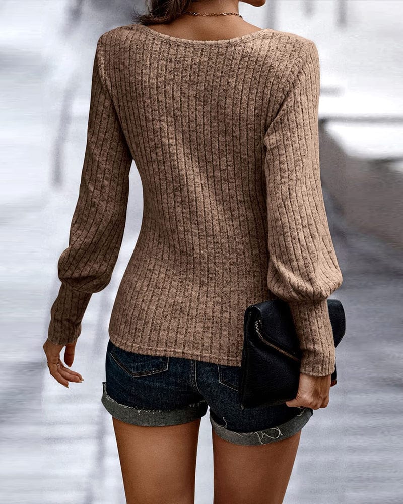 Helga | Fashionable and uncomplicated winter top