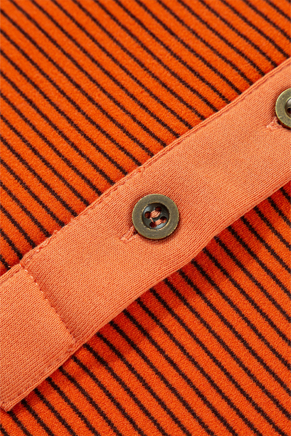 Casandra | Classic and comfortable winter garment.