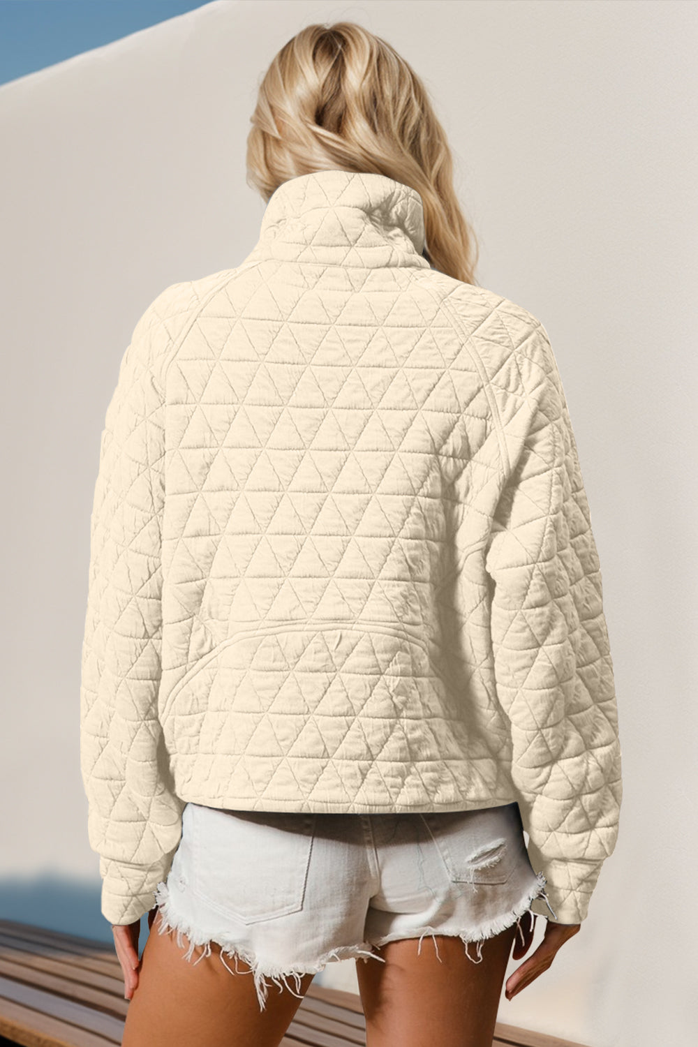 Aurora | Casual and stylish winter garment