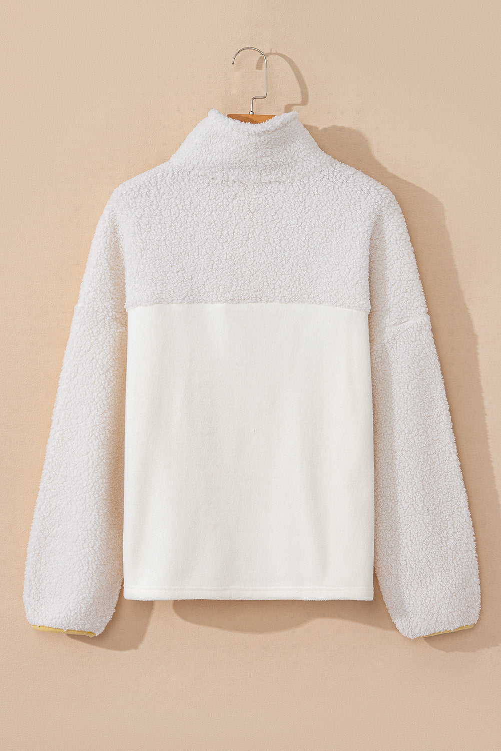 Paula | Fashionable and minimalist winter garment