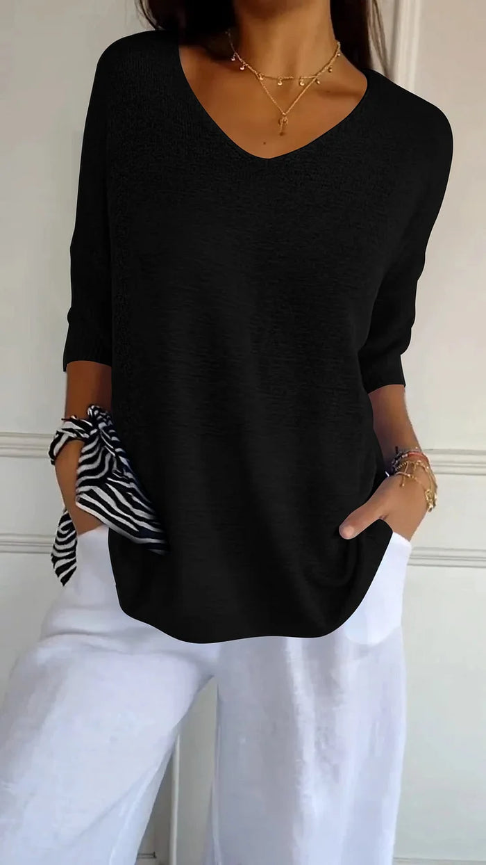 Encarni | Comfortable knitted top for women with a V-neck