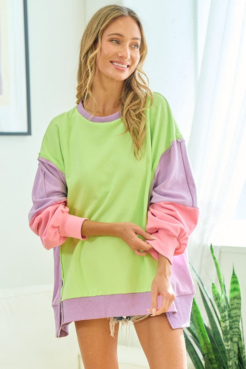 Margot | First Love color block long sleeve slit sweatshirt